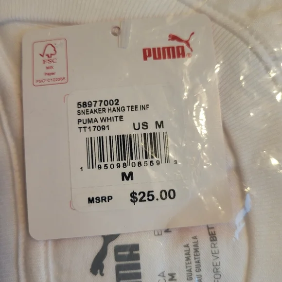 NWT Puma Graphic Sneaker Hang T-Shirt White L - Picture 5 of 6